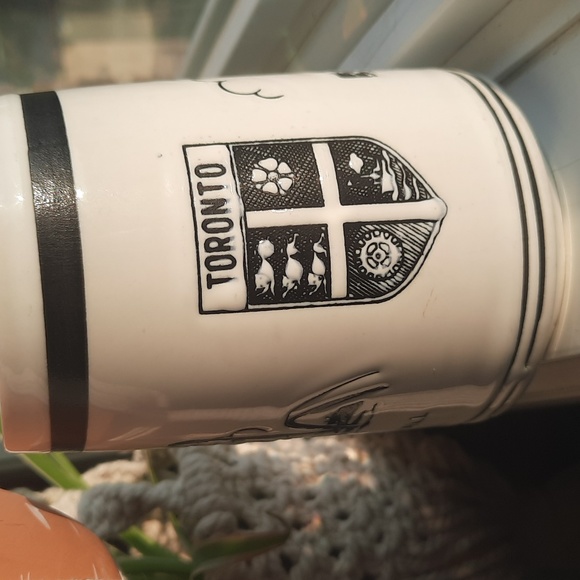 Toronto Crest/City Hall/The Tower Ceramic Coffee Mug - Picture 3 of 6